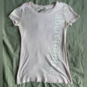 Y2K Abercrombie Baby Pink Short Sleeve Tee
